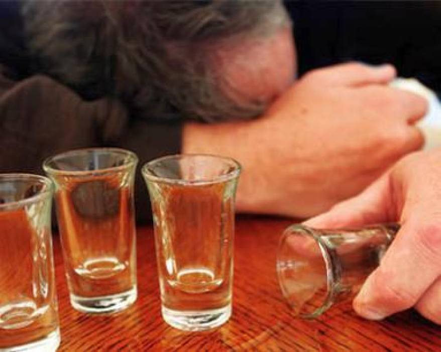 Patron din Comarnic, judecat pentru omor, după ce a vândut alcool metilic