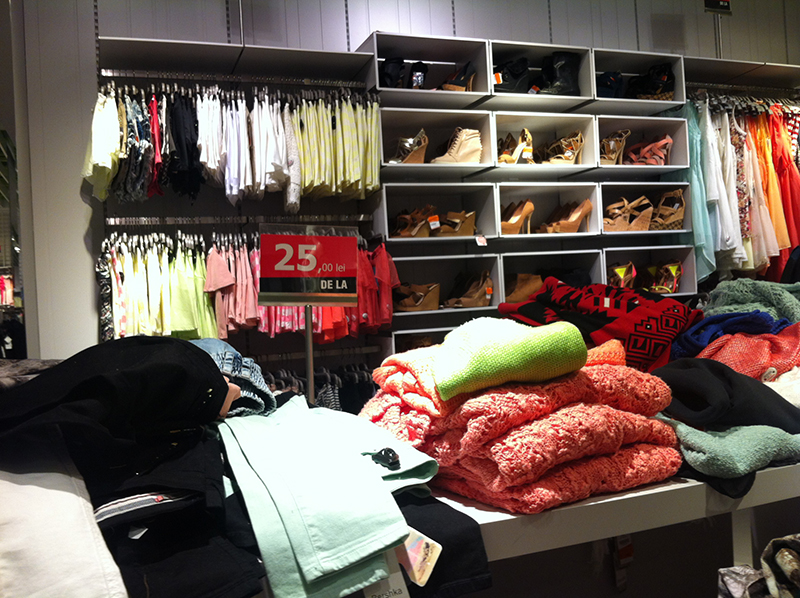 promotii inselatoare la Bershka Ploiesti