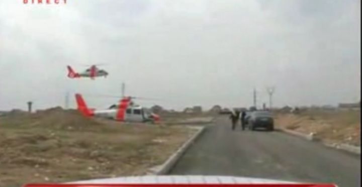 Potrivit gandul.info, Senatorul Toni Greblă a ieşit în evidenţă în 2010, când a devenit naşul fiicei lui Ion Bârcină, la nunta din Târgu Jiu actualul judecător al Curţii Constituţionale fiiind adus cu elicopterul la eveniment. Nunta a avut loc în parc, lângă Masa Tăcerii, Greblă afirmând că şi în alte locuri din lume se folosesc ”parcurile pentru astfel de evenimente”.