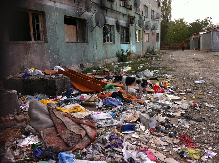 blocul social de pe strada rafinorilor ploiesti