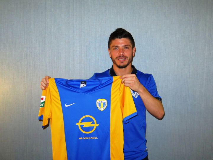 Clubul Petrolul a cerut intrarea în insolvenţă şi, după ce a pierdut mulţi dintre jucătorii de bază ca Mustivar, Albin, Priso sau Gerson, formaţia lui Mircea Rednic a reuşit primul transfer din această iarnă, transmite gsp.ro