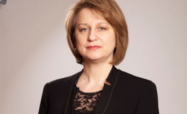 Situație hilară în administrația locală din Prahova. Primarul comunei Drajna a fost declarat incompatibil de ANI pentru că ar fi deținut simultan cu funcția de primar, și calitatea de membru în cadrul Consiliului de administraţie al Şcolii cu clasele I-VIII „Platon Mocanu” din Drajna de Jos. Culmea, primarul Violeta Gonțea a câștigat definitiv și irevocabil un proces cu Prefectura Prahova fix pe aceeași speță!