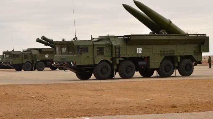 Ministerul rus de Externe critică planul NATO de a instala echipamente militare suplimentare în state est-europene, inclusiv în România, exprimând speranţa că raţiunea va prevala pentru a nu se ajunge la "o confruntare militară" cu "consecinţe grave".