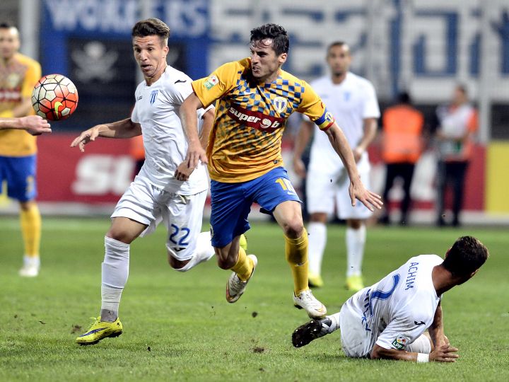 Petrolul n-a reuşit să găsească ieşirea din pasa neagră nici după confruntarea cu CS „U” Craiova, echipa ploieşteană bifând cel de-al doilea eşec consecutiv pe teren propriu. Oaspeţii s-au impus cu 1-0, meciul fiind decis de reuşita timpurie a lui Andrei Ivan, cel care a marcat unicul gol al întâlnirii după nici două minute de joc.