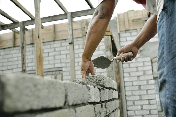 constructii-campina.jpg
