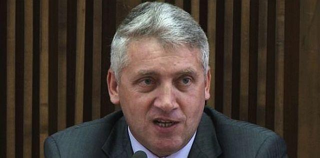 adrian-ţuţuianu.jpg