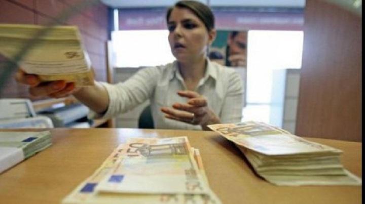 credite_bancare_banci_datorii_ghiseu_45392000_99794600_22f28.jpg