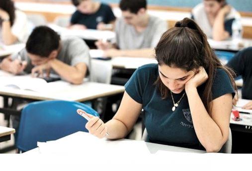 evaluare_a239a.JPG