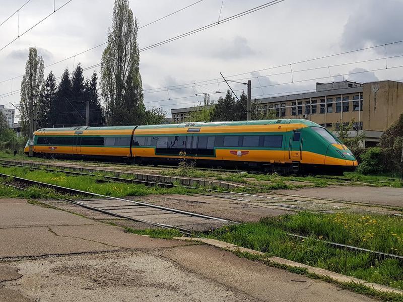 tren-astra_6f98a.jpg