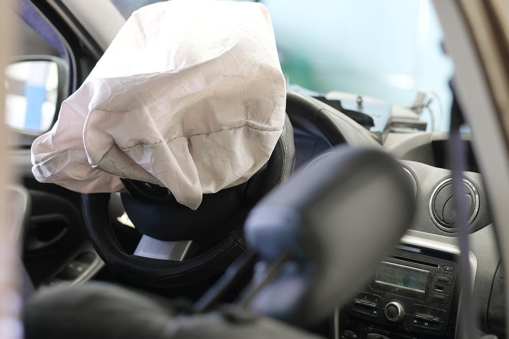 takata-airbag-defect_908bf.jpg