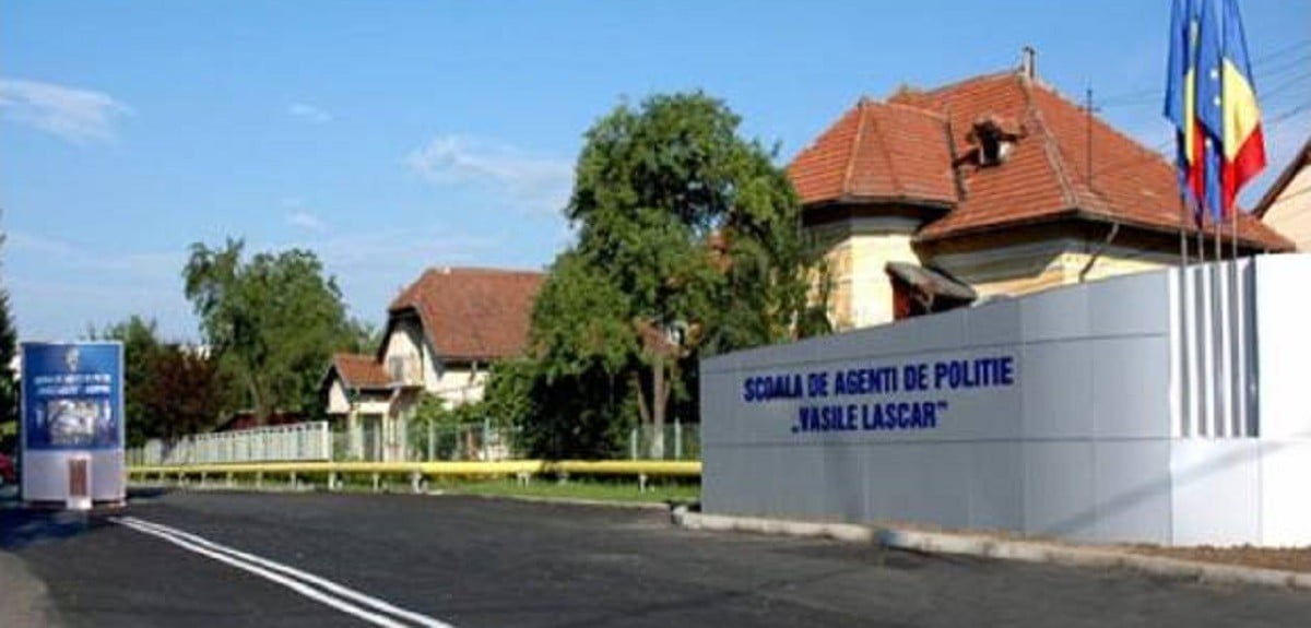 Mai multe locuri decât candidați la Școala de Agenți de Poliție din Câmpina