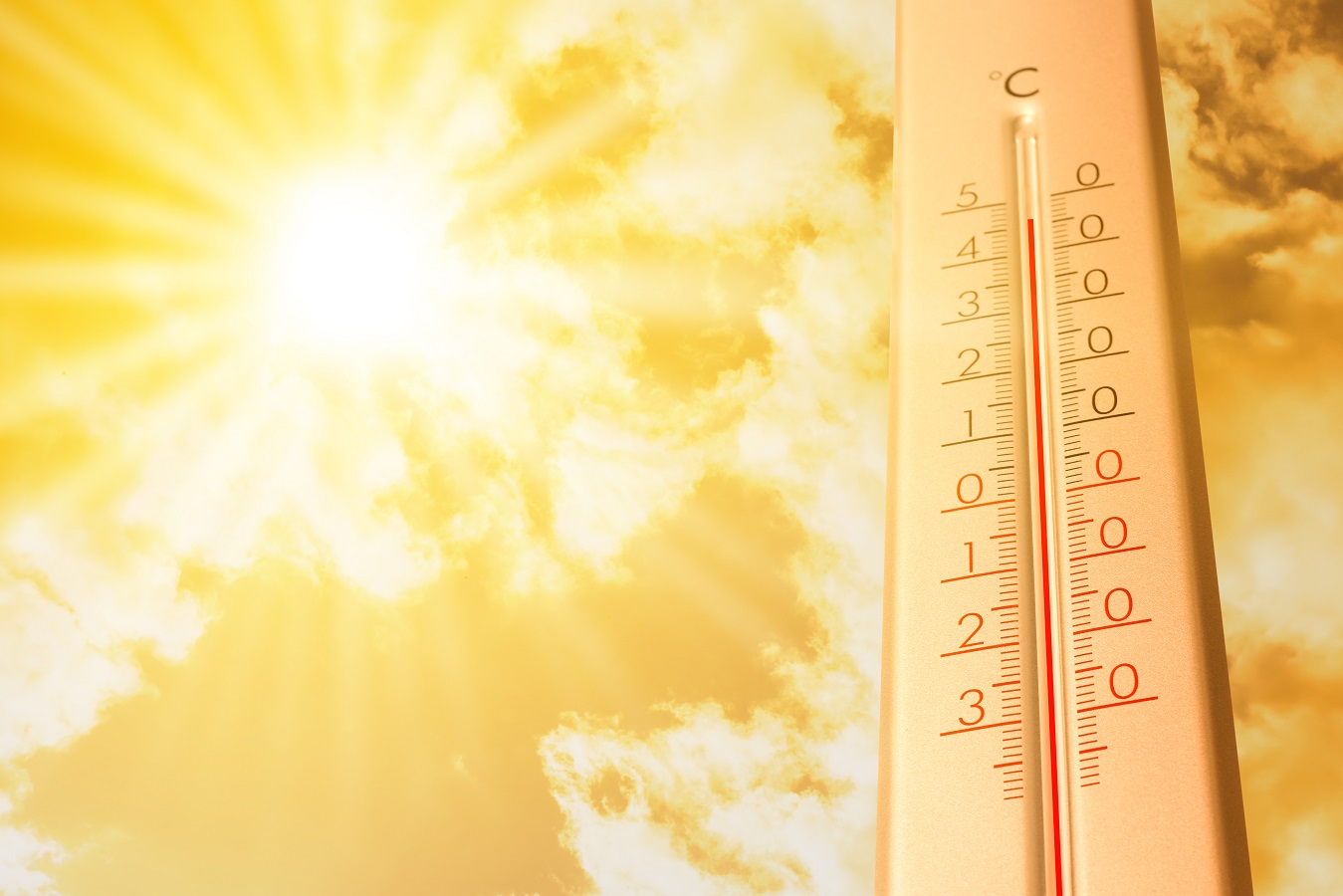 Prognoza meteo pe Ploiești. Temperaturile urcă până la 37 de grade, iar nopțile devin tropicale