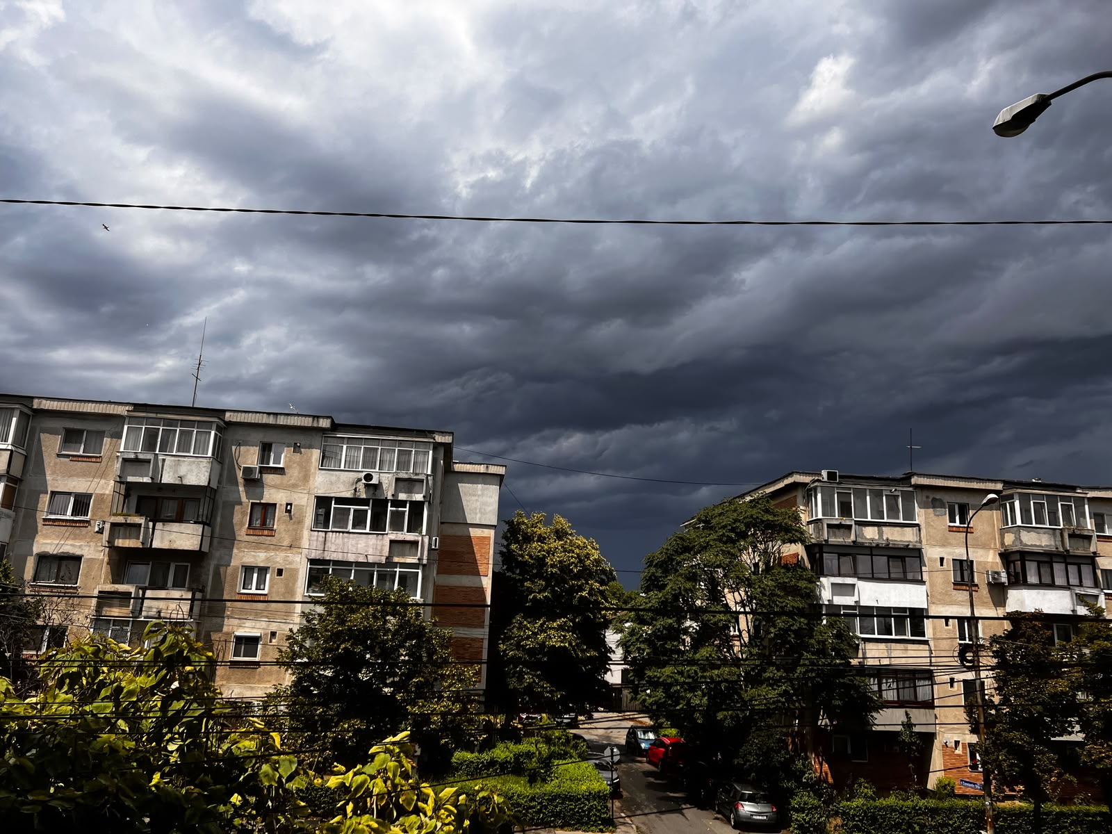 De ce s-a răcit brusc vremea în Prahova. Explicația meteorologului de serviciu EXCLUSIV