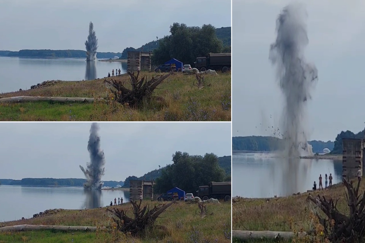 Explozie spectaculoasă în Dunăre pentru salvarea Centralei de la Cernavodă. Armata a detonat stânca Pârjoaia