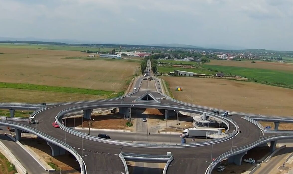 Pasajul cu sens giratoriu suspendat de la Păulești va fi modernizat. Cât va costa investiția